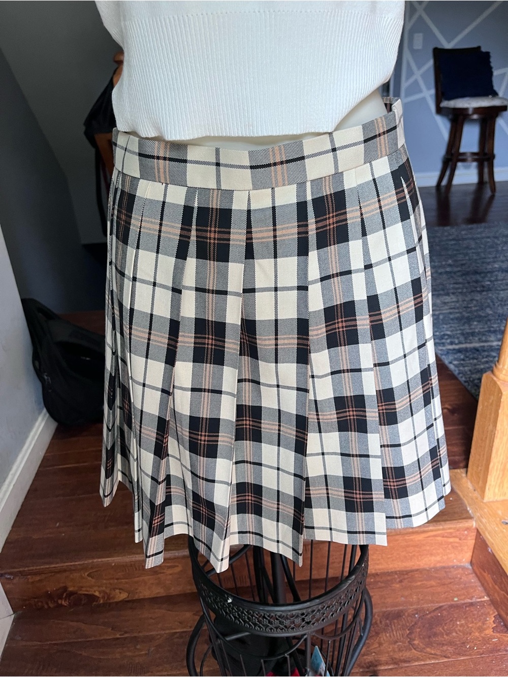 Classic Plaid Pleated Skirt - Cream and Black